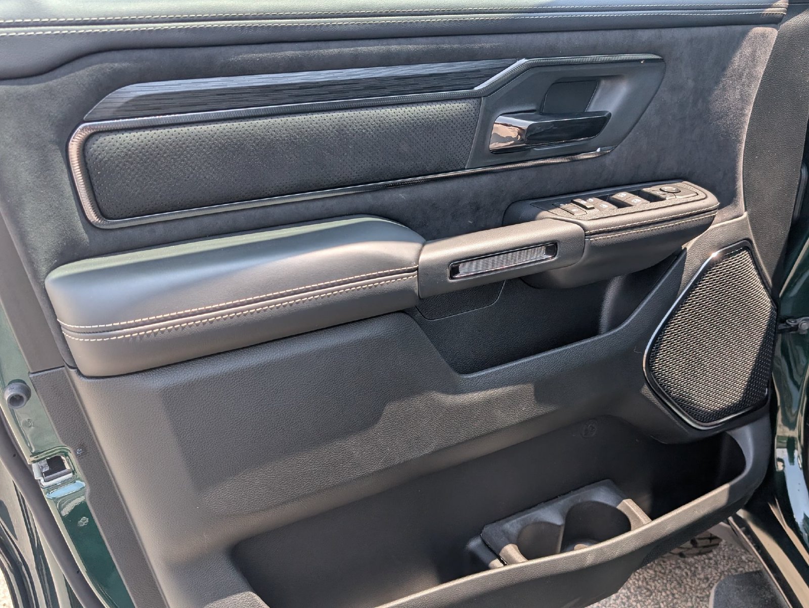 New 2026 RAM 1500 RHO AWD/4WD image 10