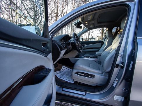 Used 2019 Acura MDX SH-AWD image 8