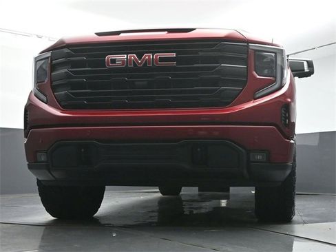 Used 2024 GMC Sierra 1500 Elevation w/ Elevation Premium Package image 31