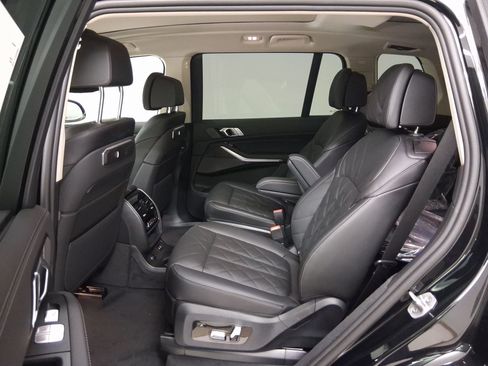New 2026 BMW X7 xDrive40i image 14