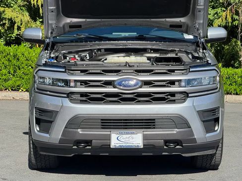 Used 2022 Ford Expedition XLT AWD/4WD image 42
