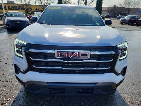 New 2026 GMC Terrain Elevation image 10