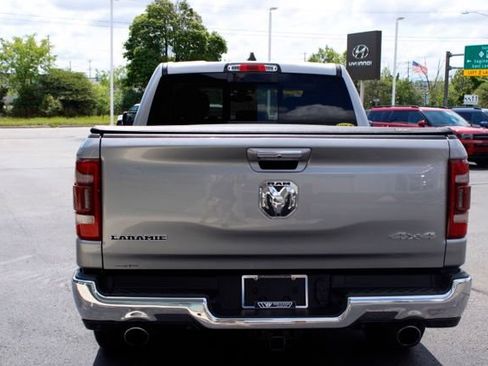 Used 2019 RAM 1500 Laramie AWD/4WD image 4