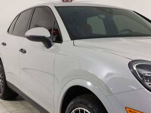 Used 2020 Porsche Cayenne S AWD/4WD image 38