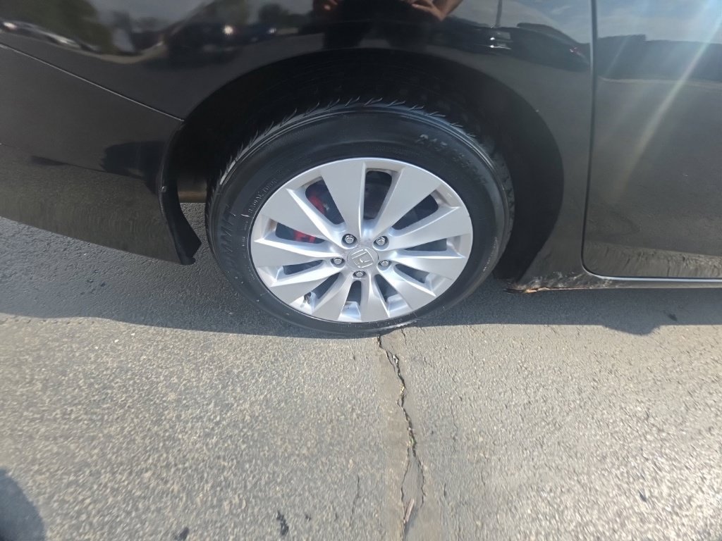 Used 2013 Honda Accord EX-L image 9