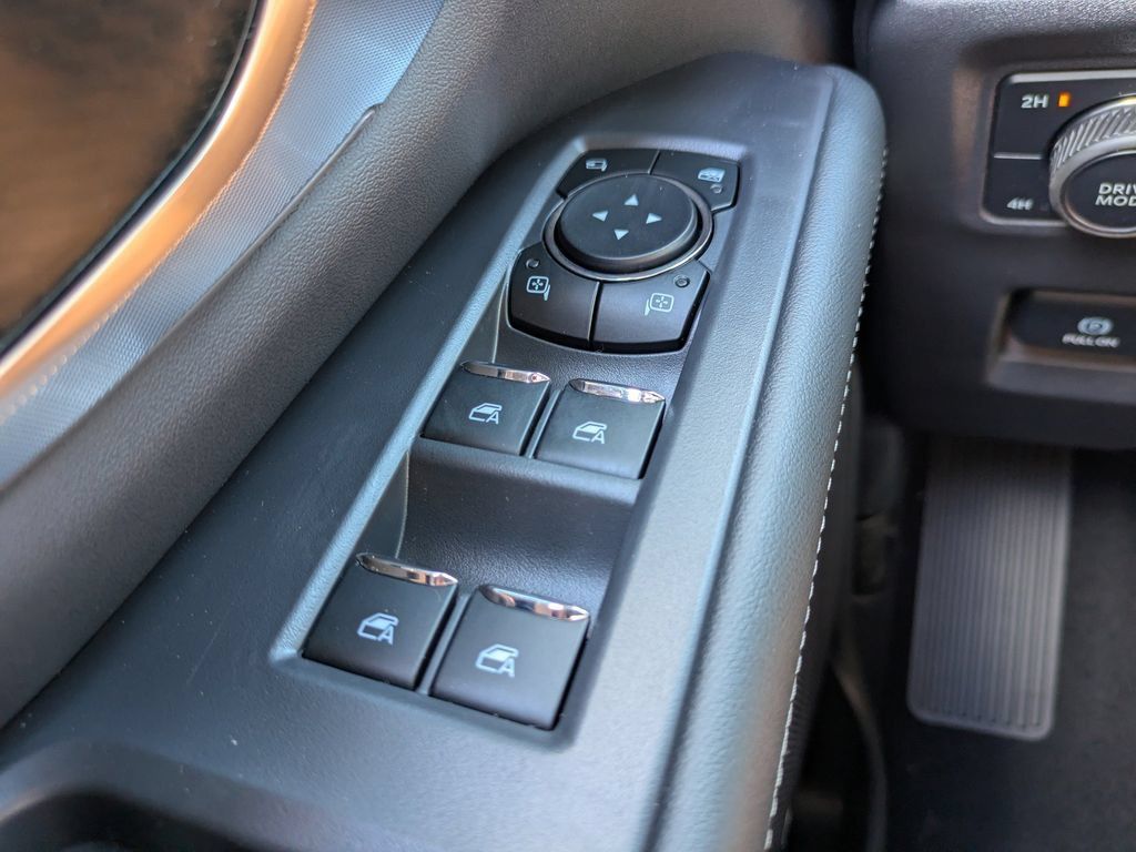New 2026 Ford Expedition Platinum w/ Stealth Appearance Package AWD/4WD image 31