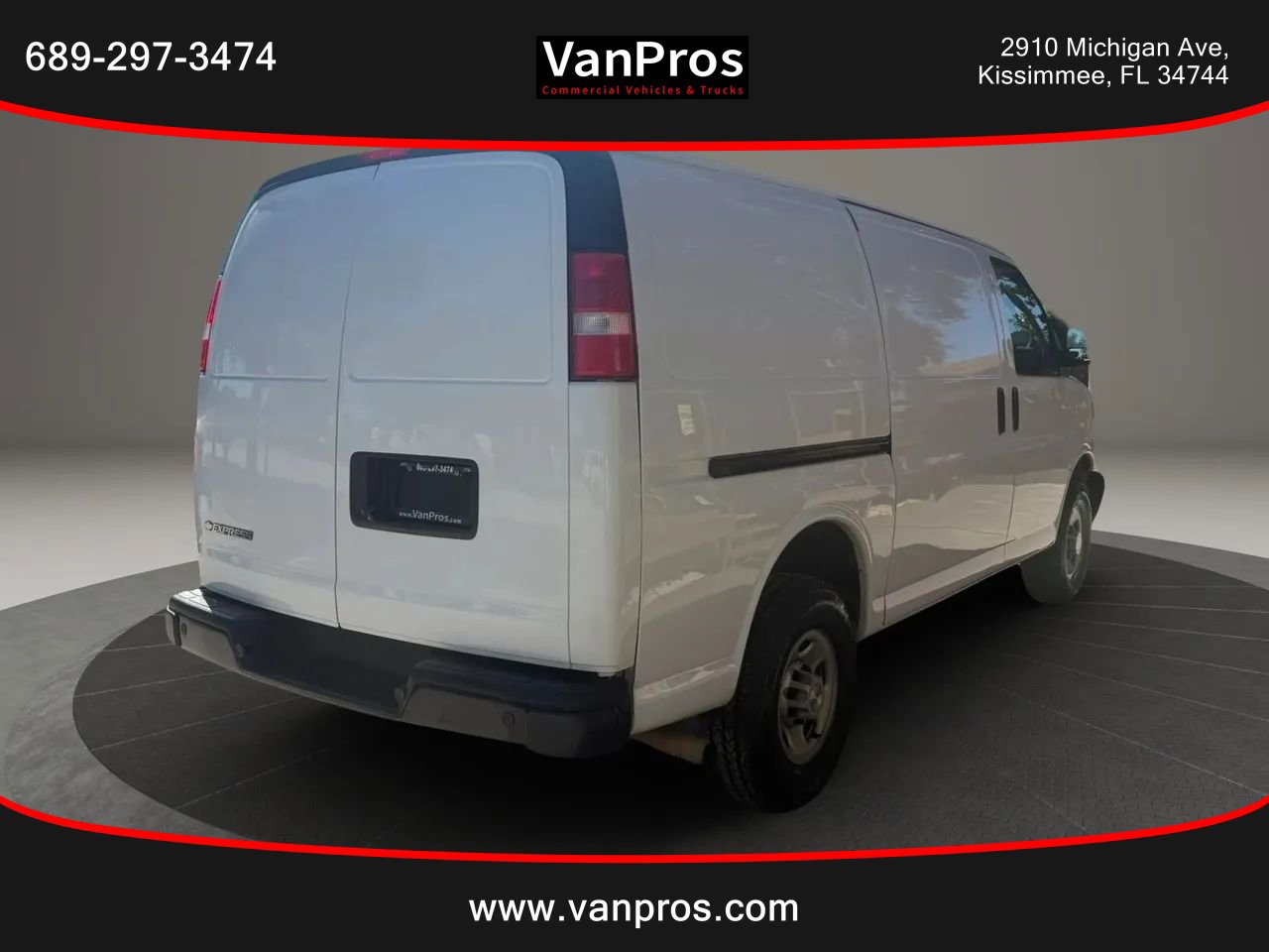 Used 2022 Chevrolet Express 2500 w/ Driver Convenience Package RWD image 5