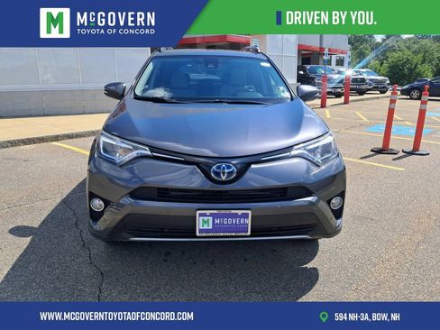 Used 2017 Toyota RAV4 Limited w/ Carpet Mat Package AWD/4WD image 8