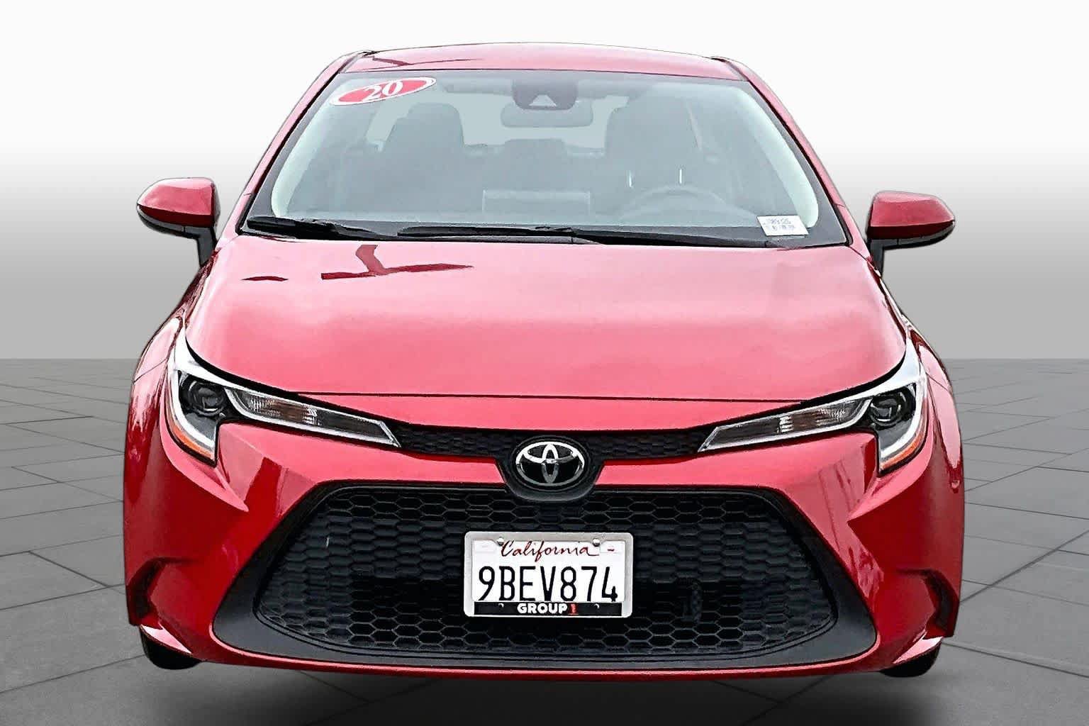 Used 2020 Toyota Corolla LE FWD image 3