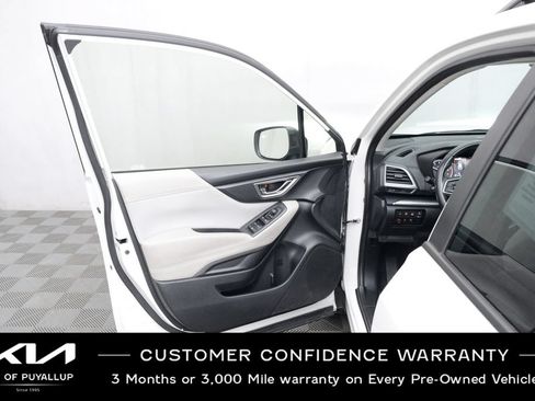 Used 2022 Subaru Forester Premium AWD/4WD image 9