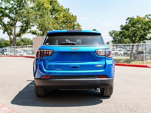 Used 2022 Jeep Compass Latitude w/ Convenience Group image 5