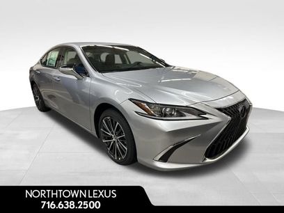New 2025 Lexus ES 350 w/ Premium Package