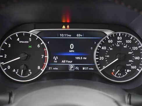 New 2025 Nissan Sentra SR w/ SR Premium Package image 29