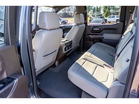 Used 2022 Chevrolet Silverado 1500 LTZ w/ LTZ Convenience Package II image 12