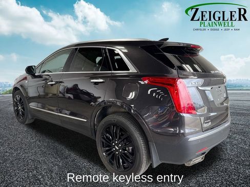 Used 2017 Cadillac XT5 Premium Luxury AWD/4WD image 3