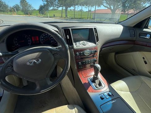 Used 2009 INFINITI G37 Sport w/ Premium Pkg image 7