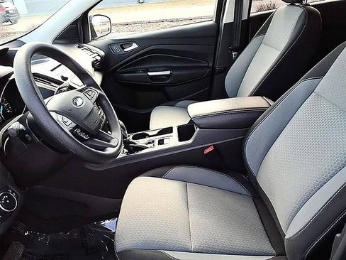 Used 2018 Ford Escape SE FWD image 15