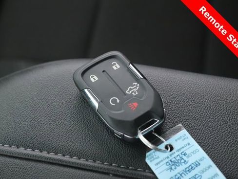 Used 2021 Chevrolet Silverado 1500 LT Trail Boss w/ Bed Protection Package AWD/4WD image 3
