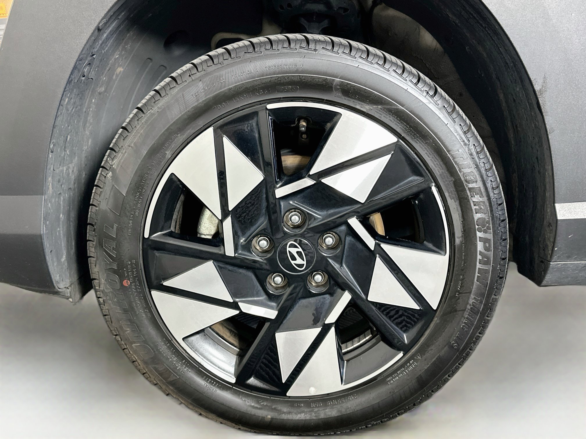 Used 2025 Hyundai Kona SEL AWD/4WD image 11