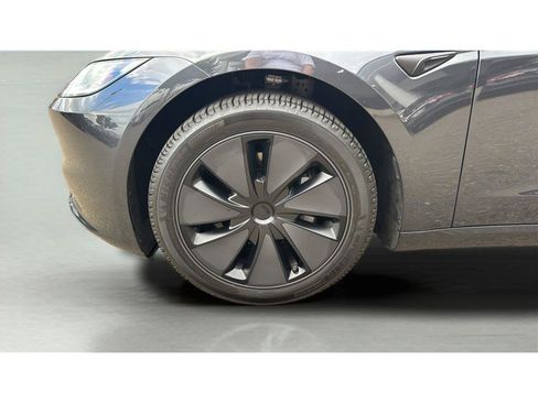 Used 2025 Tesla Model 3 Long Range RWD image 40
