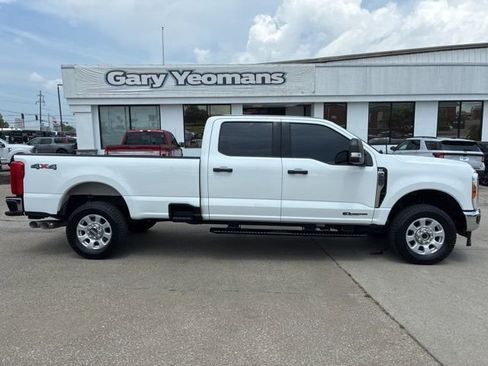 Used 2024 Ford F250 XLT AWD/4WD image 11