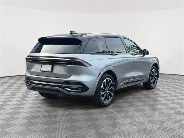 Certified 2025 Lincoln Nautilus Reserve AWD/4WD image 7