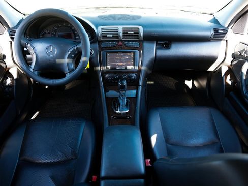 Used 2003 Mercedes-Benz C 240 Sedan image 2
