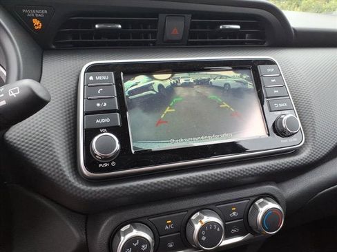 New 2025 Nissan Kicks Play S image 8