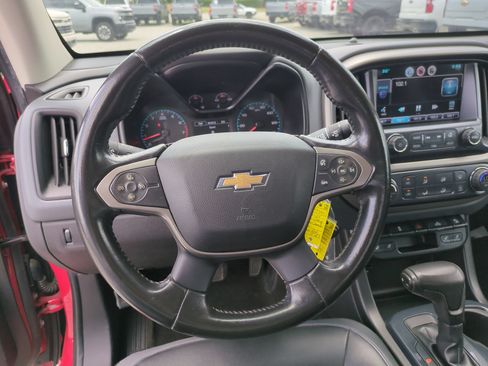 Used 2015 Chevrolet Colorado Z71 RWD image 18