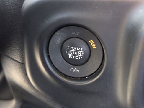 Used 2023 Jeep Wrangler Sahara w/ Cold Weather Group image 19