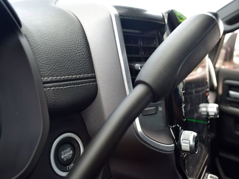 Used 2022 RAM 2500 Laramie w/ Night Edition image 14