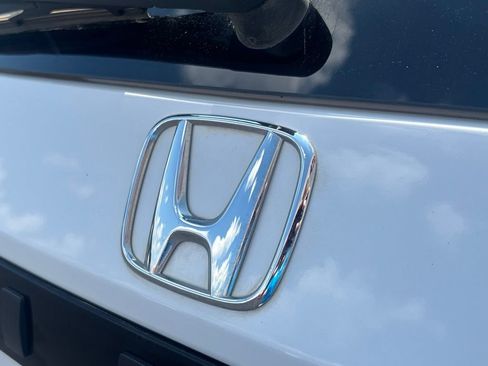 Used 2025 Honda Pilot Touring image 36