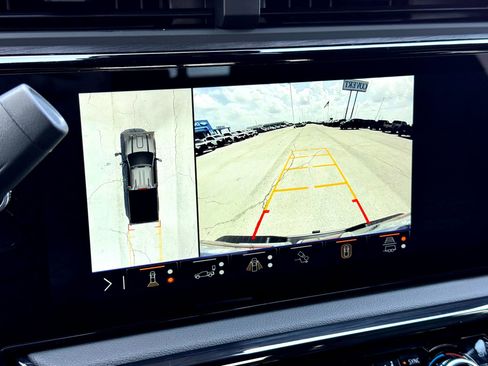 Used 2024 GMC Sierra 2500 AT4 w/ AT4 Premium Plus Package image 31