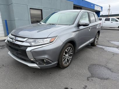 Used 2018 Mitsubishi Outlander SE