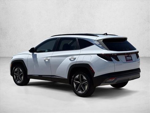 Certified 2025 Hyundai Tucson SEL AWD/4WD image 9