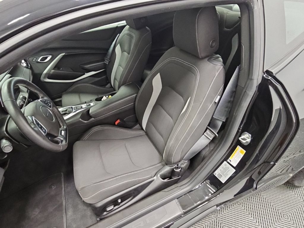Certified 2023 Chevrolet Camaro SS RWD image 28