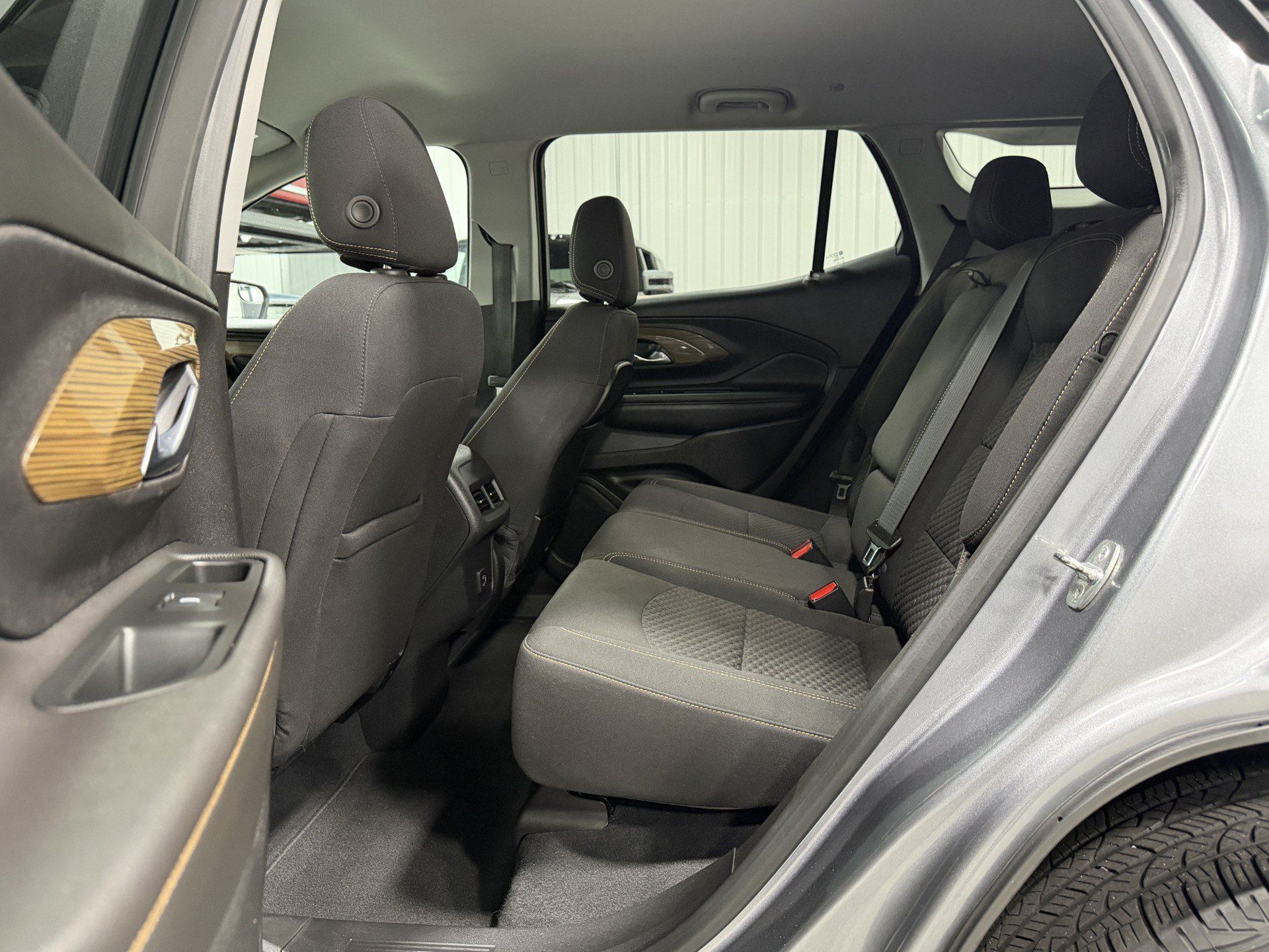 Certified 2021 GMC Terrain SLE w/ Driver Convenience Package FWD image 9