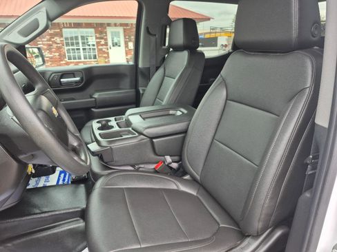 Used 2021 Chevrolet Silverado 1500 W/T w/ WT Value Package AWD/4WD image 29