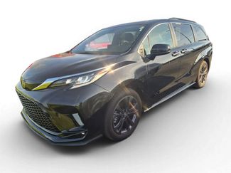 Used 2023 Toyota Sienna XSE FWD video 1