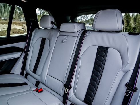 New 2026 BMW X5 M Competition w/ Executive Package image 36