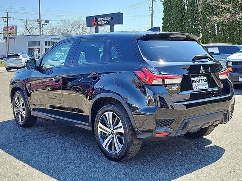 Used 2025 Mitsubishi Outlander Sport ES AWD/4WD image 4