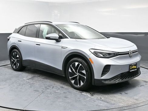 Used 2021 Volkswagen ID.4 Pro w/ ID.4 Protection Package image 3