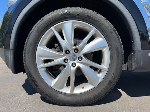 Used 2012 INFINITI FX35 AWD w/ Premium Pkg image 13