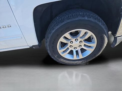 Used 2019 Chevrolet Silverado 1500 LT w/ All Star Edition image 16