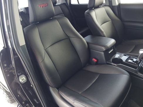 Used 2024 Toyota 4Runner TRD Off-Road Premium w/ Moonroof Package AWD/4WD image 29