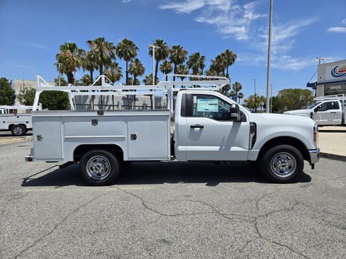 New 2026 Ford F350 XL w/ XL Chrome Package RWD image 2
