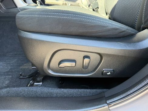 Used 2016 Subaru Forester 2.5i Premium w/ Popular Package #2 AWD/4WD image 26