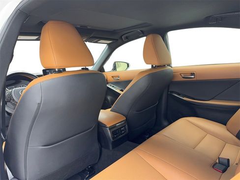 Used 2023 Lexus IS 300 300 CAM,SUNROOF,CLMT STS,BLIND image 37