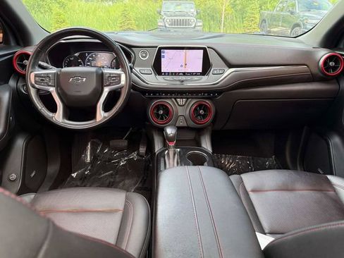 Used 2021 Chevrolet Blazer RS w/ Enhanced Convenience Package FWD image 16