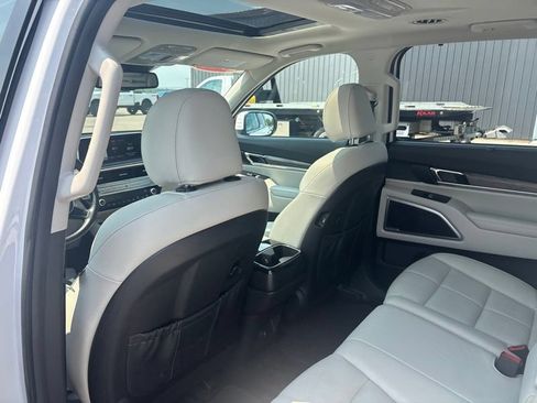 Used 2021 Kia Telluride EX AWD/4WD image 17